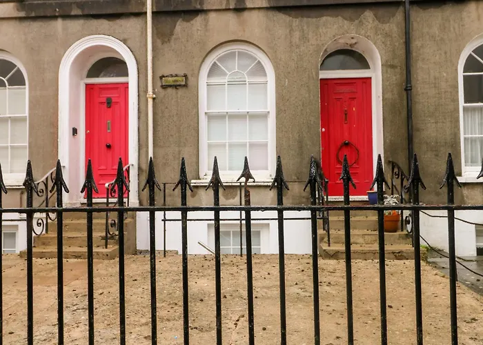 Flat 1, Belmont